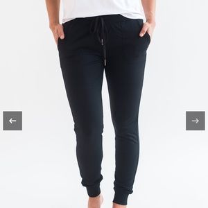 Zyia Black Unwind Joggers